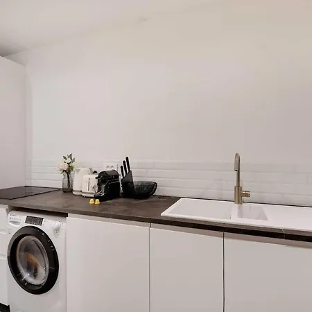 Beautiful 3br 8p Nation * Parijs